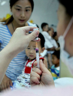 石家莊預防接種全覆蓋 專家稱預防針非越多越好